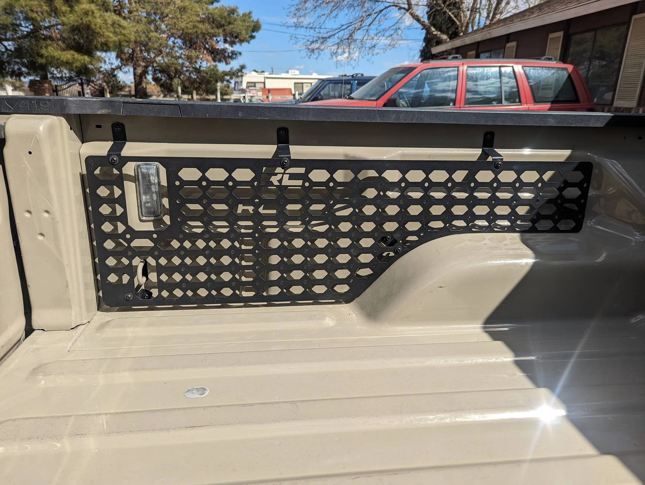 Jeep Gladiator The process begins: Overland, rock crawler, and towing all in one 1000000694
