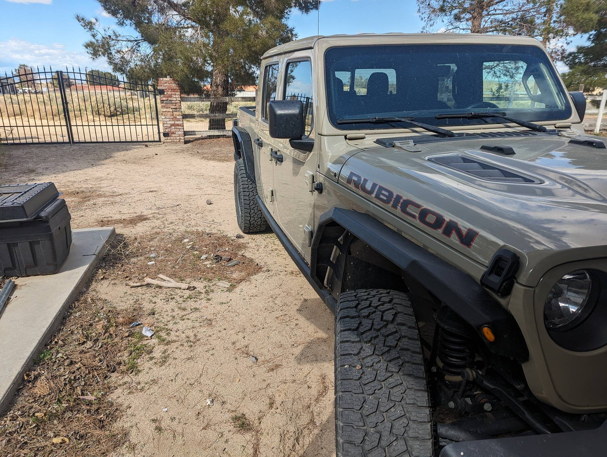 Jeep Gladiator The process begins: Overland, rock crawler, and towing all in one 1000000686