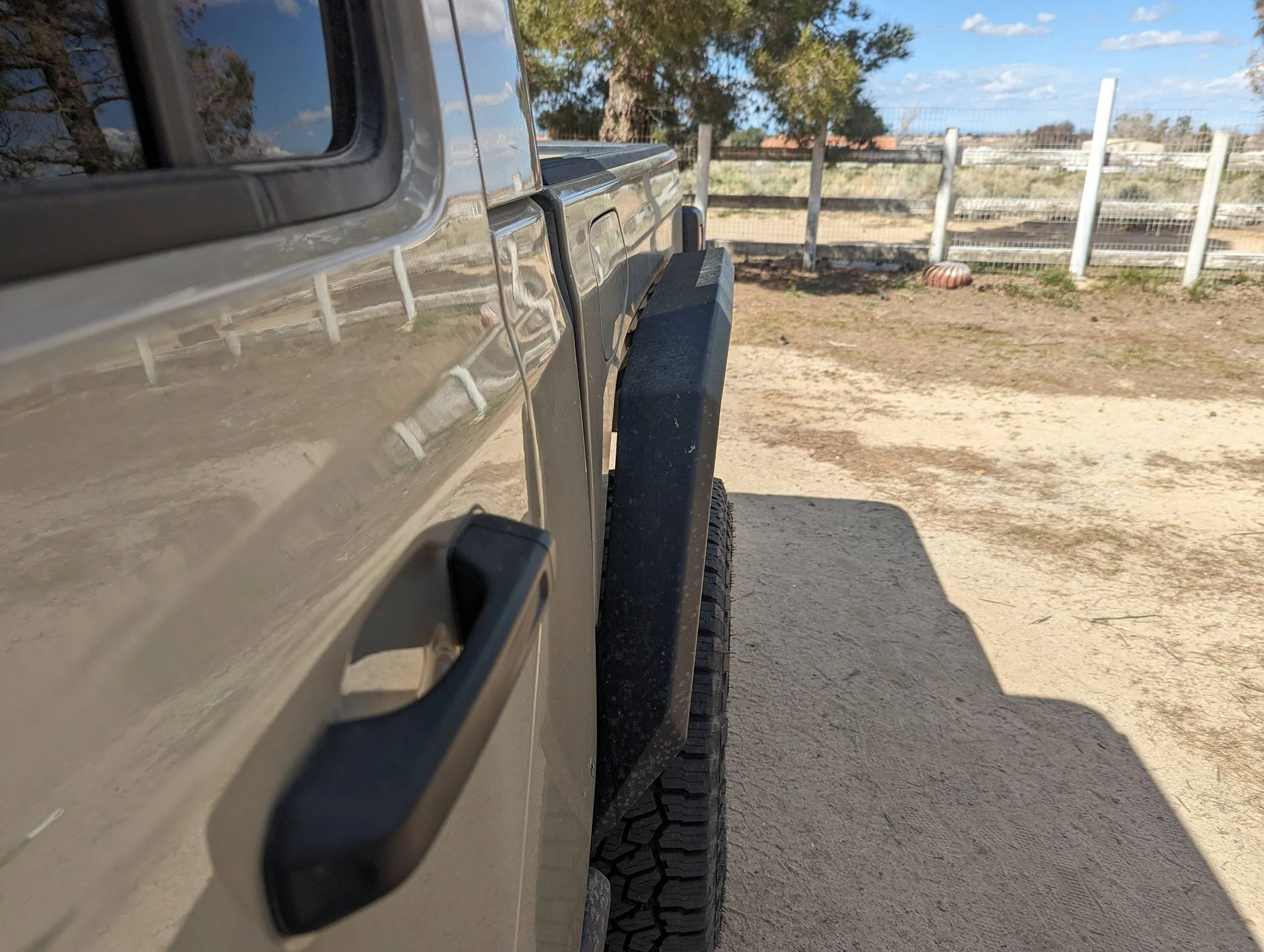 Jeep Gladiator The process begins: Overland, rock crawler, and towing all in one 1000000690