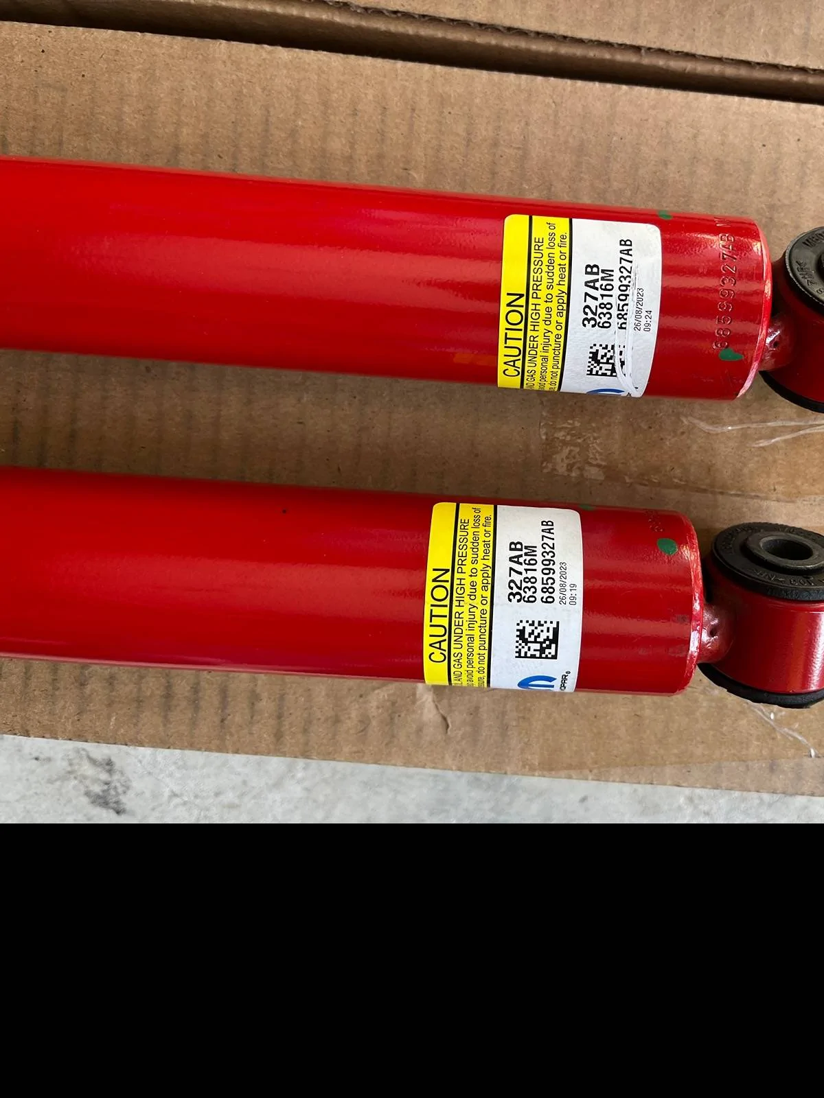 Jeep Gladiator 2023 Rubicon Shocks 305F175A-B781-40DF-99A3-1181083D39B1