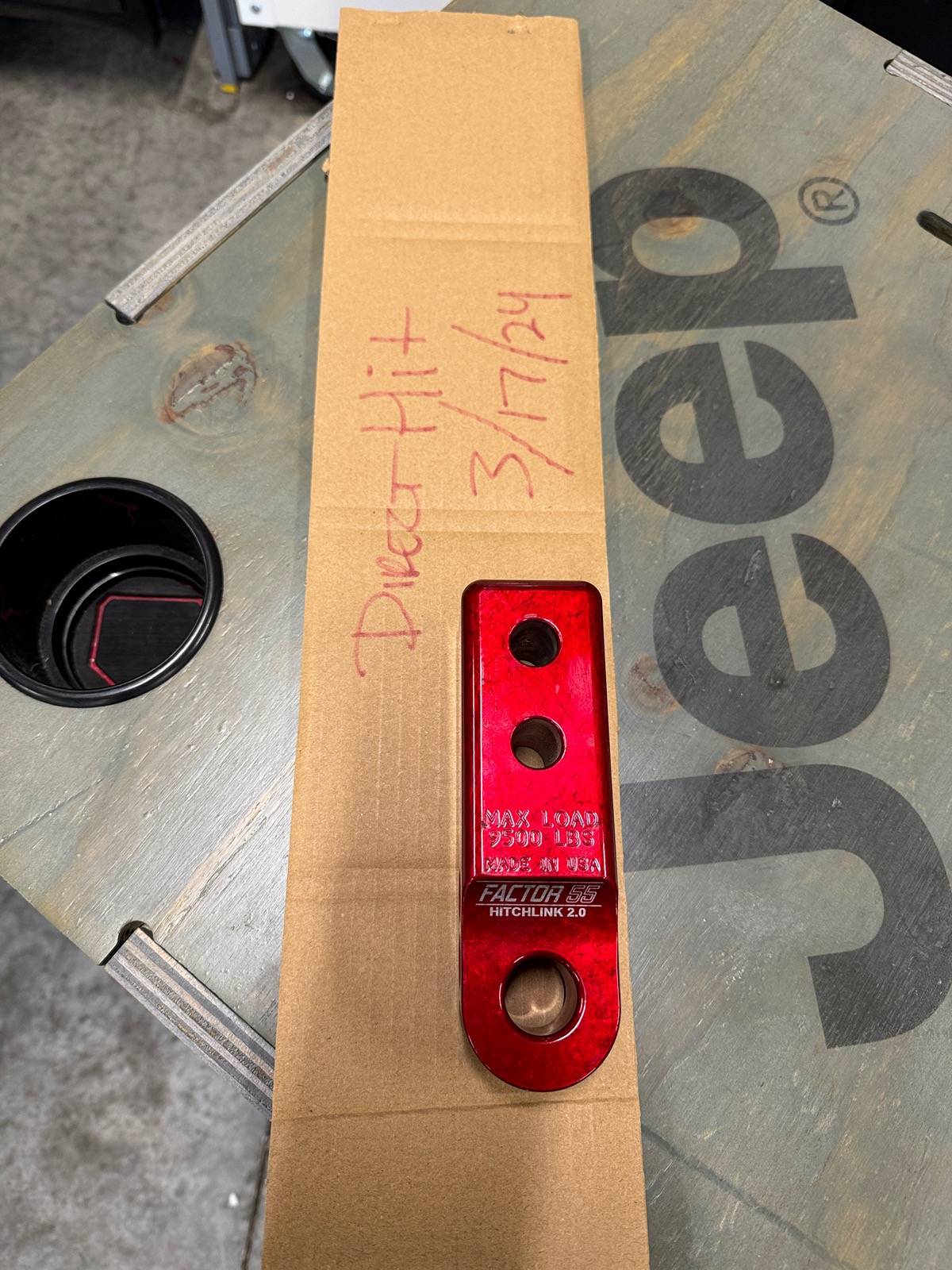 Jeep Gladiator Factor 55 Hitchlink 2.0 red IMG_1399