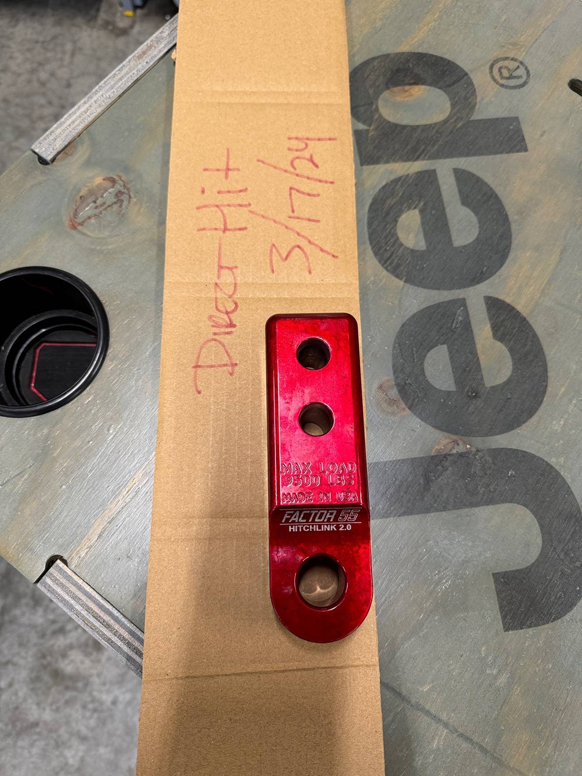 Jeep Gladiator Factor 55 Hitchlink 2.0 red IMG_1401