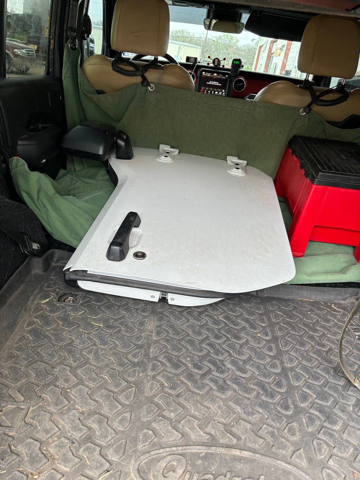 Jeep Gladiator WTT Full set of Bright White Half Doors with Premium Uppers for a full set of Sting Grey half doors.  San Angelo TX. IMG_4571.JPG