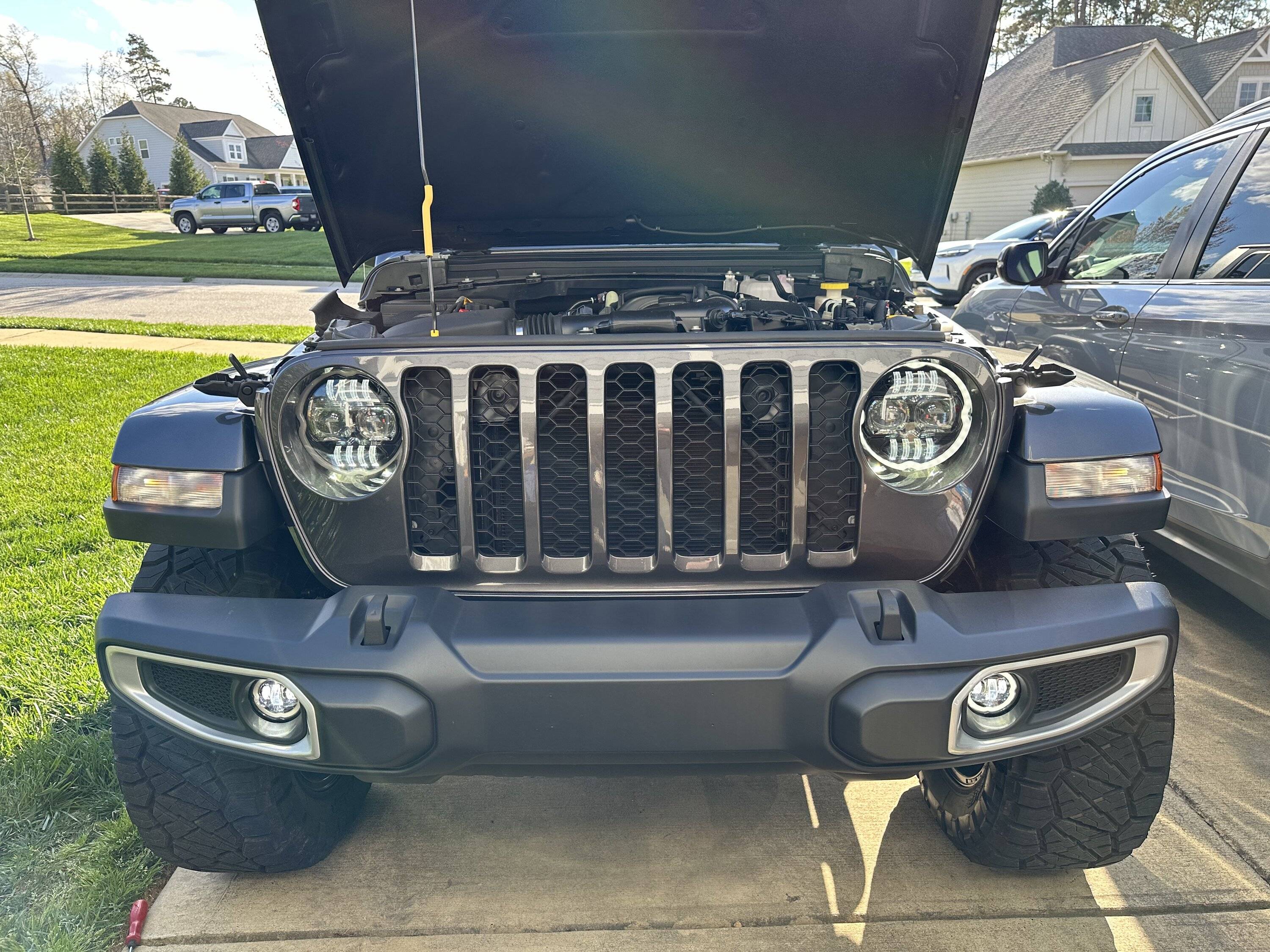 Jeep Gladiator DRL/Halo question IMG_8414