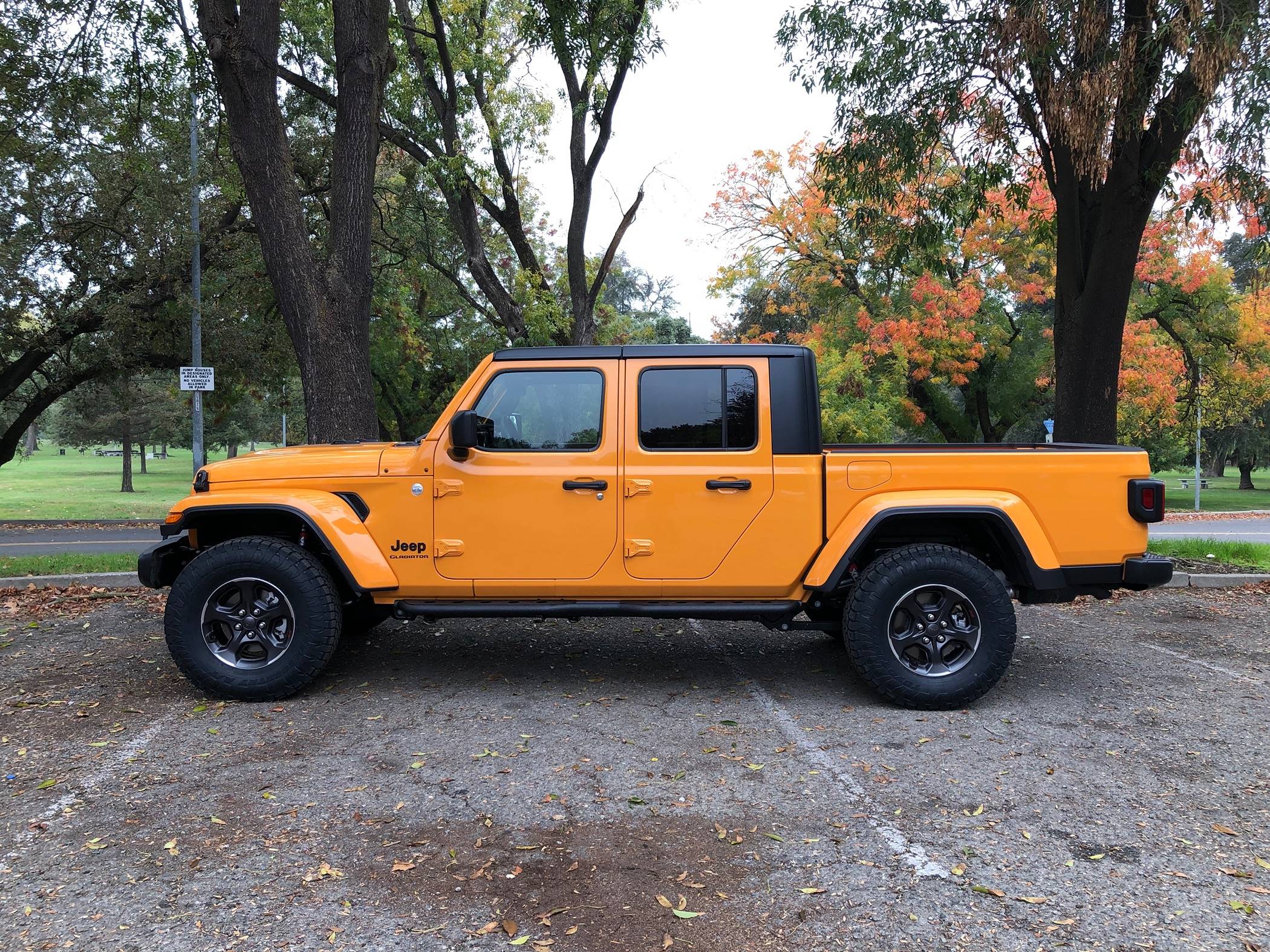 Jeep Gladiator Toyo Open Country AT3 285/75/r17 & wheels (Stockton, CA) $950 obo IMG_4489