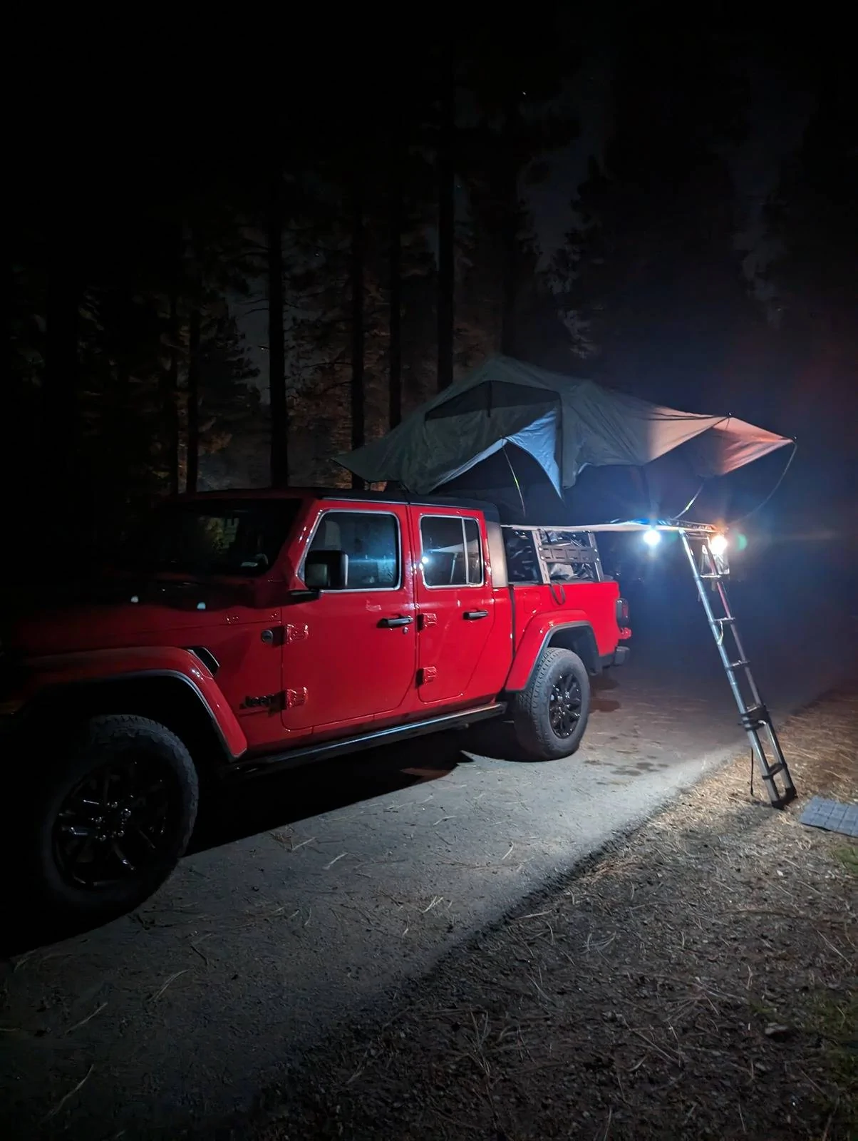 Jeep Gladiator Bed racks and roll-up hard-top tonneau covers? 1000004690