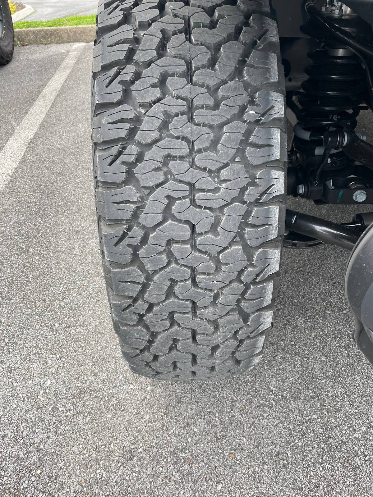 Jeep Gladiator 37s road tire pressure IMG_7900