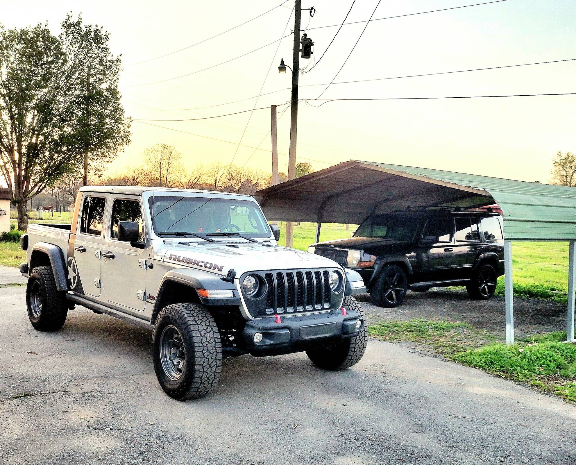 Jeep Gladiator Post Your Jeep "Fleet" Pics! 20240319_192053