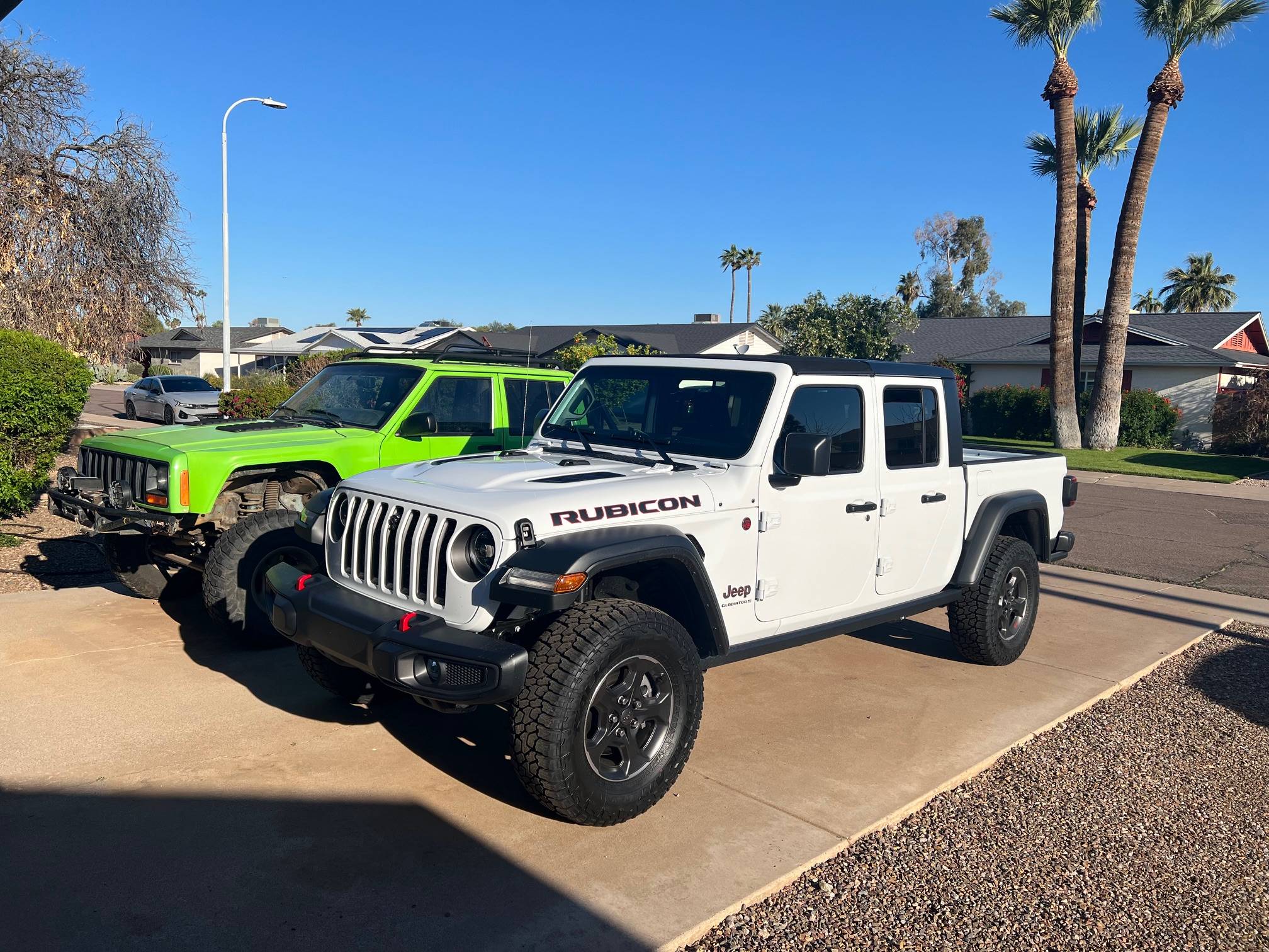 Jeep Gladiator Post Your Jeep "Fleet" Pics! IMG_6033