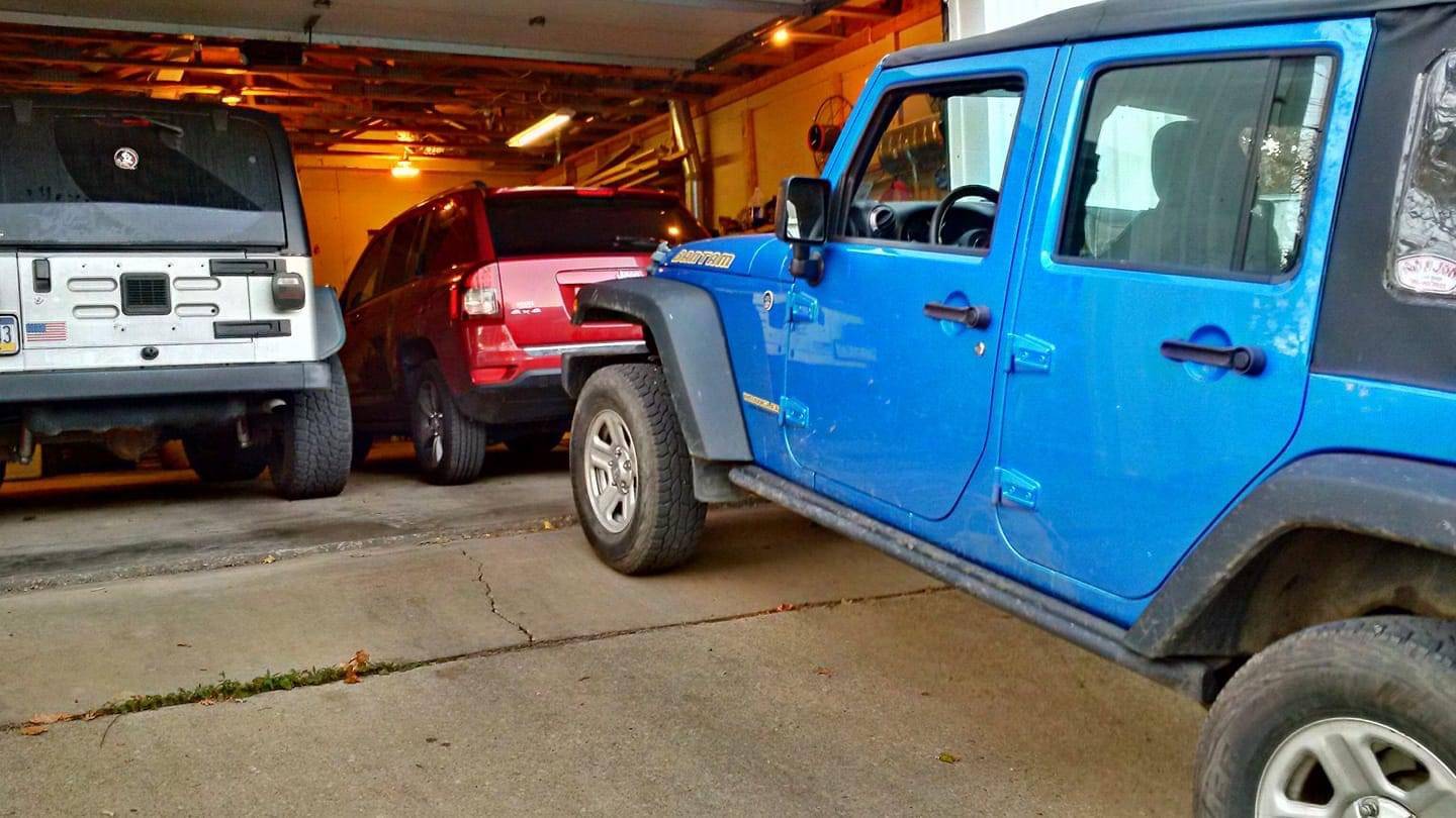 Jeep Gladiator Post Your Jeep "Fleet" Pics! IMG_2992