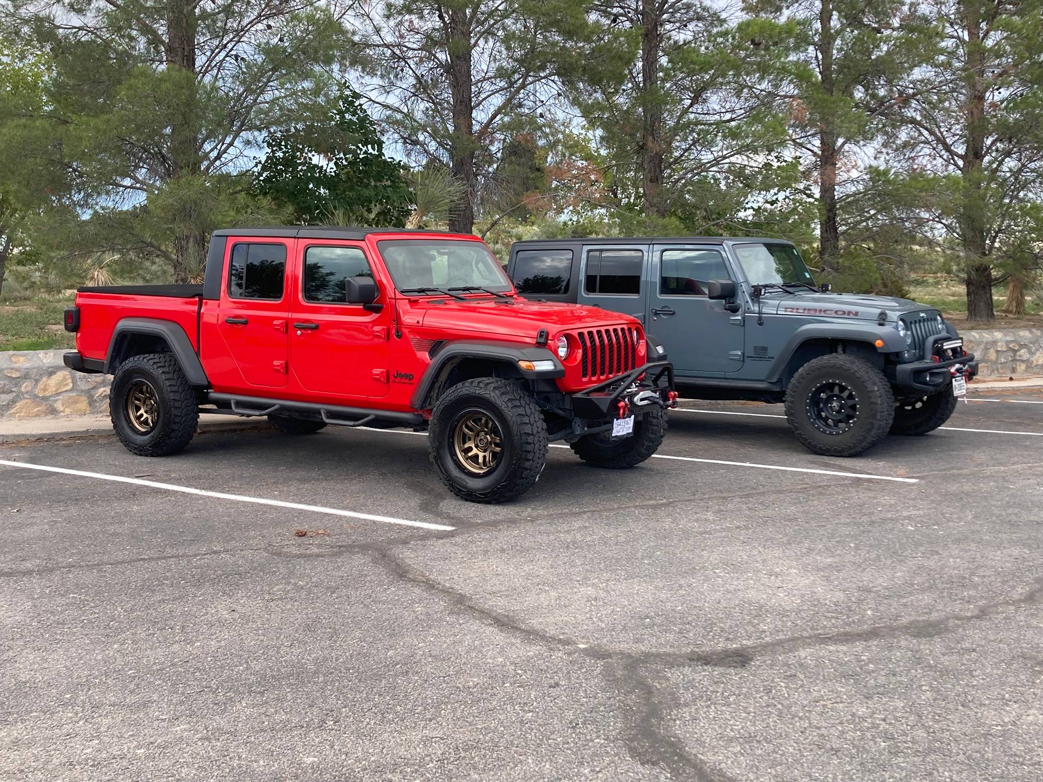 Jeep Gladiator New Gladiator owner - (well new to me) IMG_4043.JPG