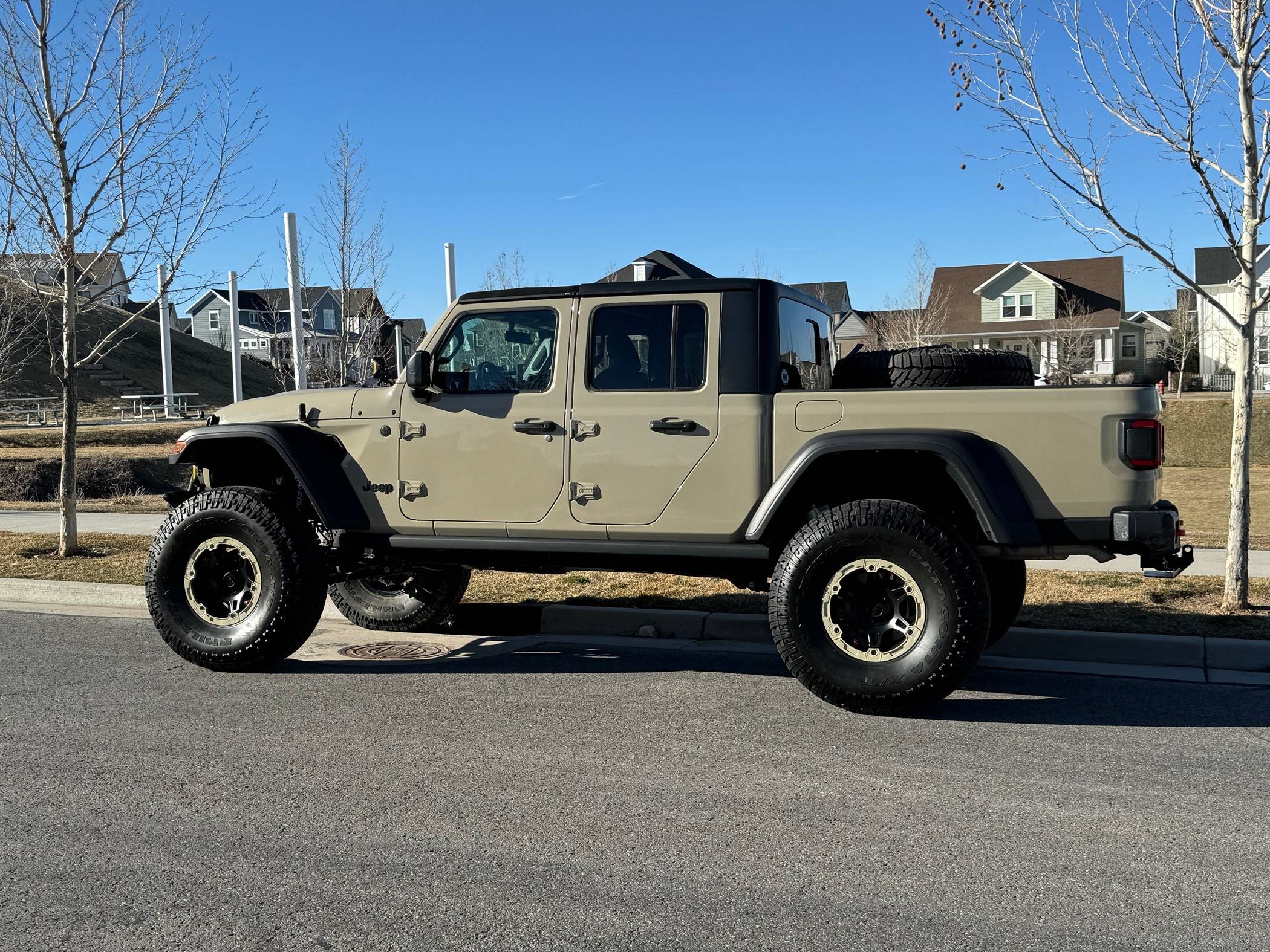 Jeep Gladiator Another Mojave on 40s IMG_0323