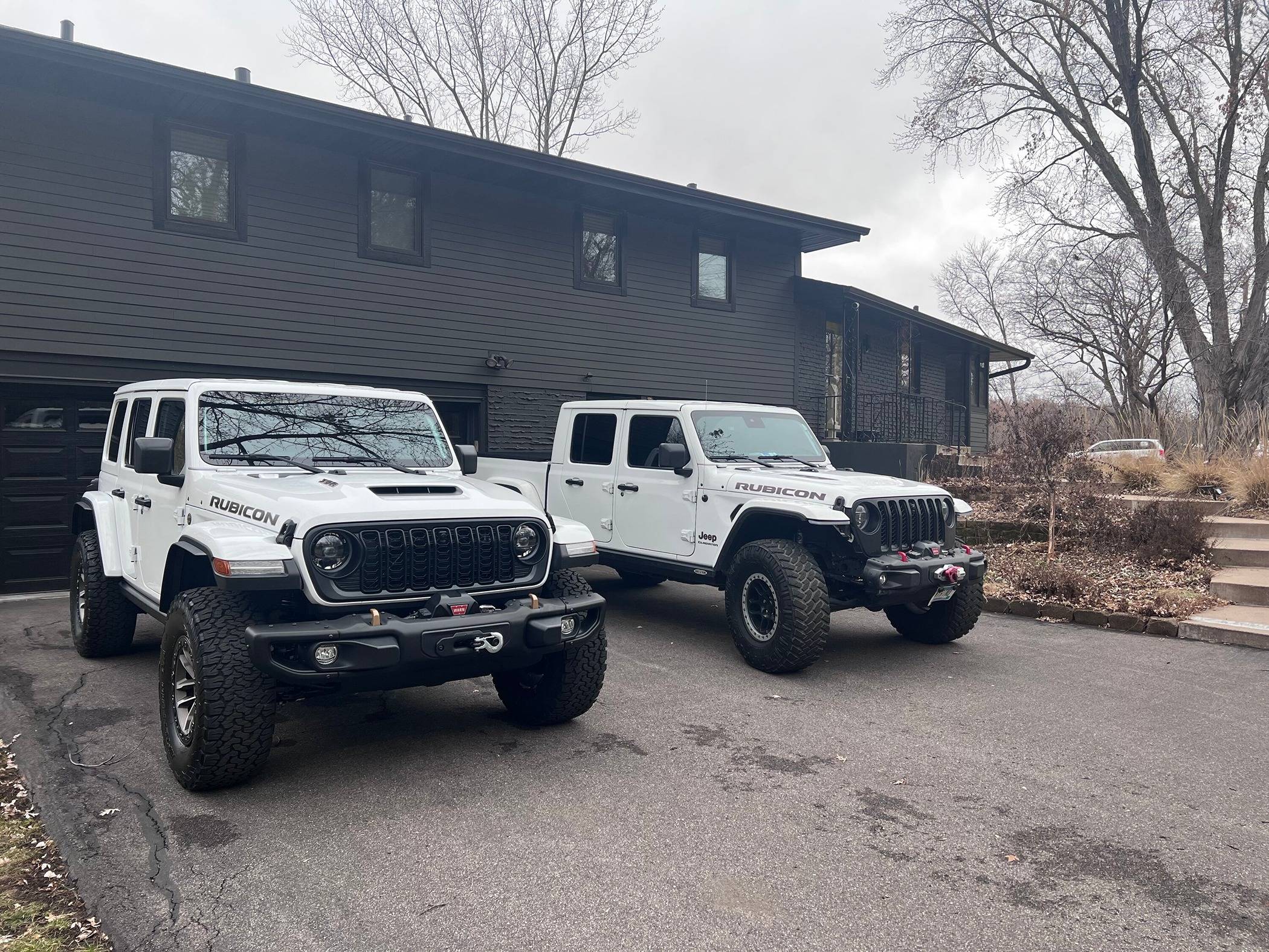 Jeep Gladiator Post Your Jeep "Fleet" Pics! IMG_0446