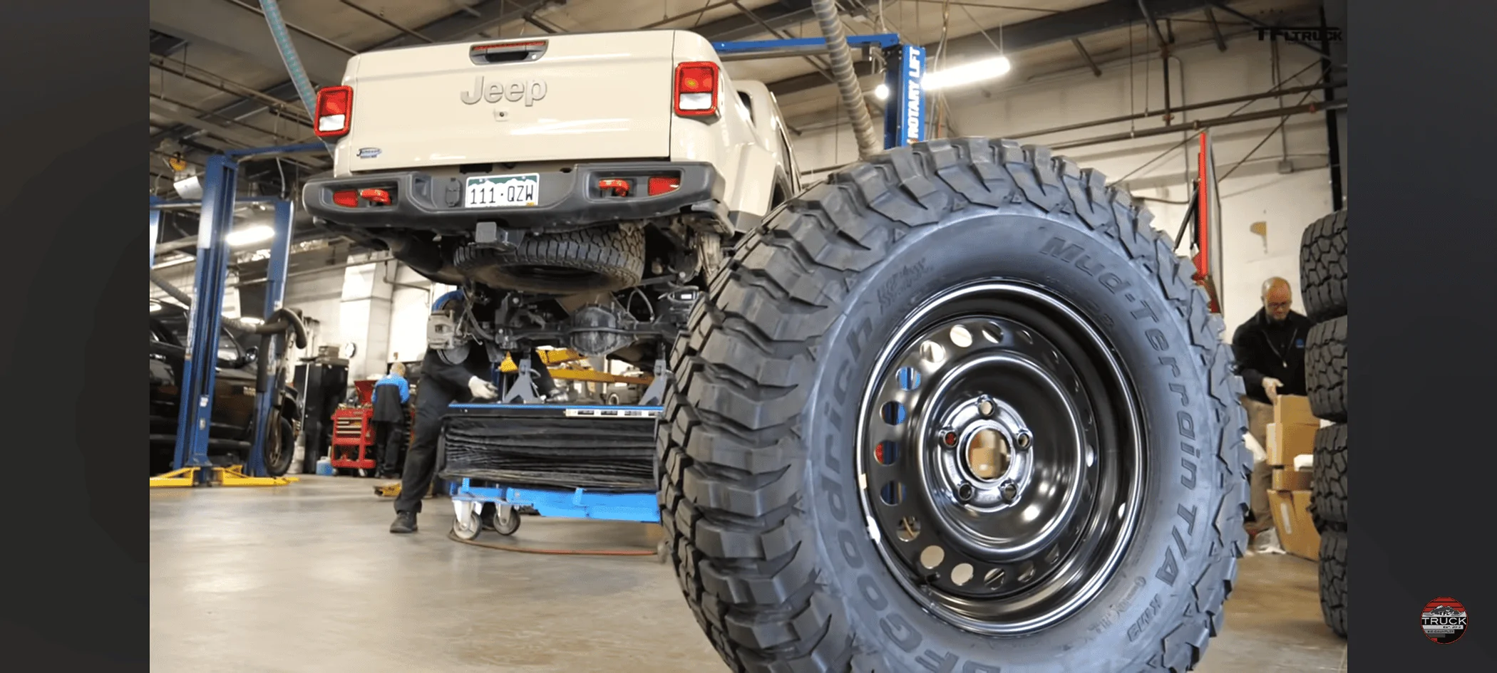 Jeep Gladiator Pic request: OEM Steel Spares on 37’s Screenshot_20240322-130119