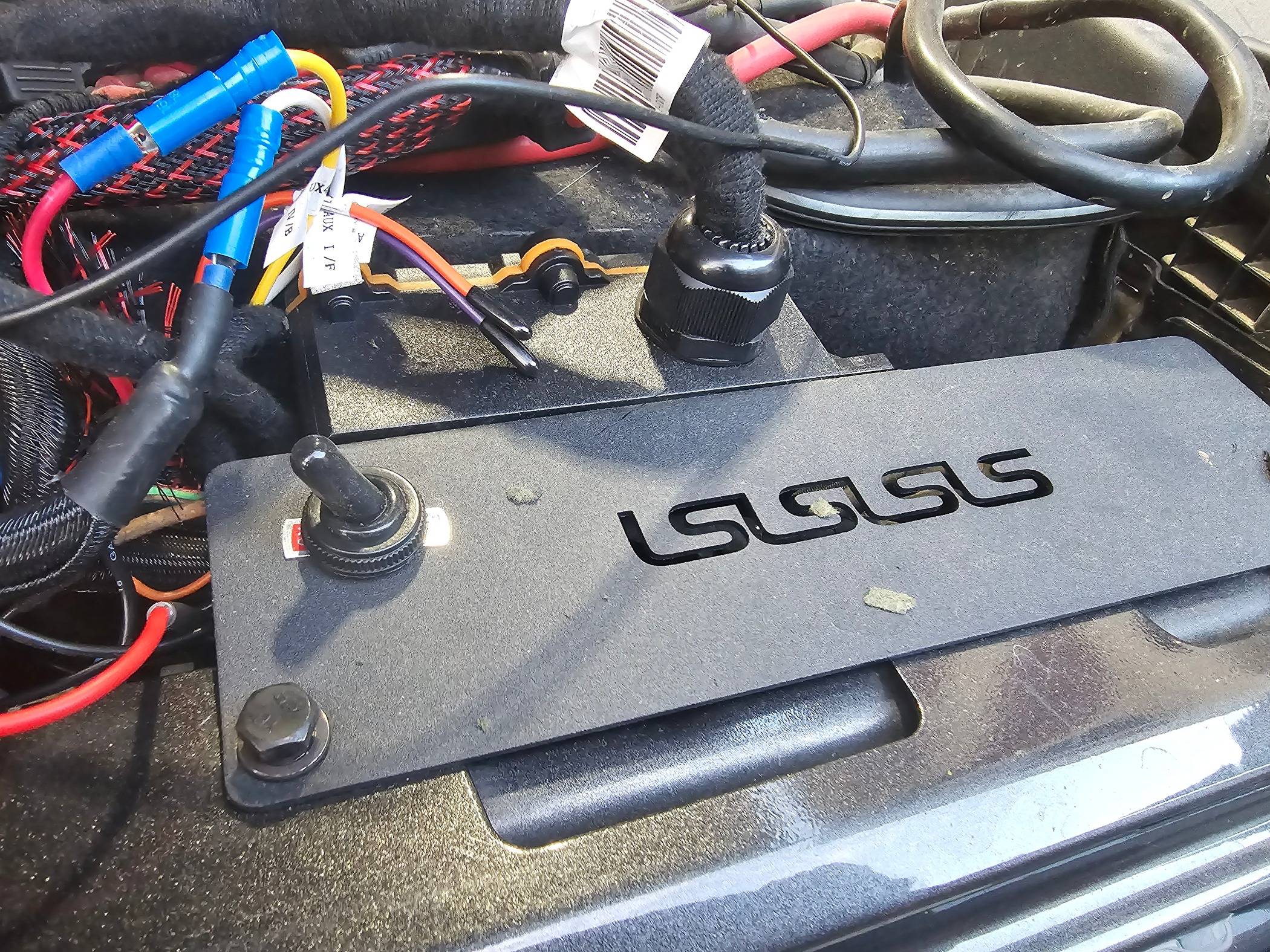 Jeep Gladiator KC under hood lighting. 20240322_191504[1]