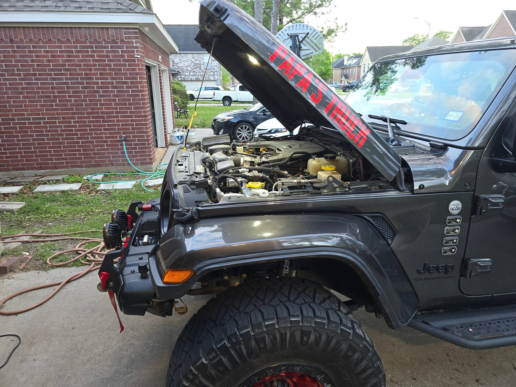 Jeep Gladiator KC under hood lighting. 20240322_191909[1]
