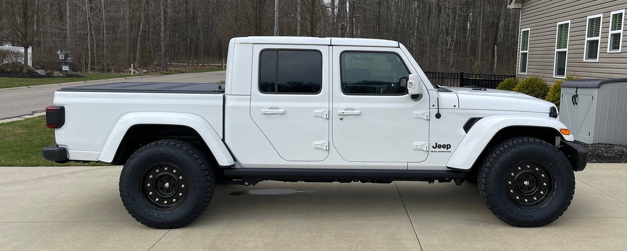 Jeep Gladiator 35s and No Lift Thread IMG_0453
