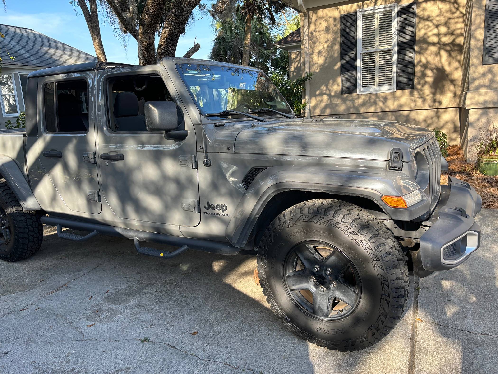 Jeep Gladiator 35s and No Lift Thread IMG_1997