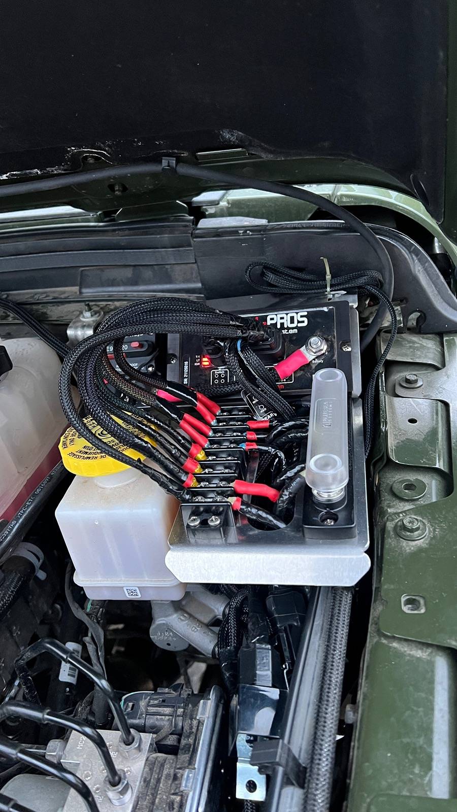 Jeep Gladiator New auxiliary switch bank IMG_9736.JPG