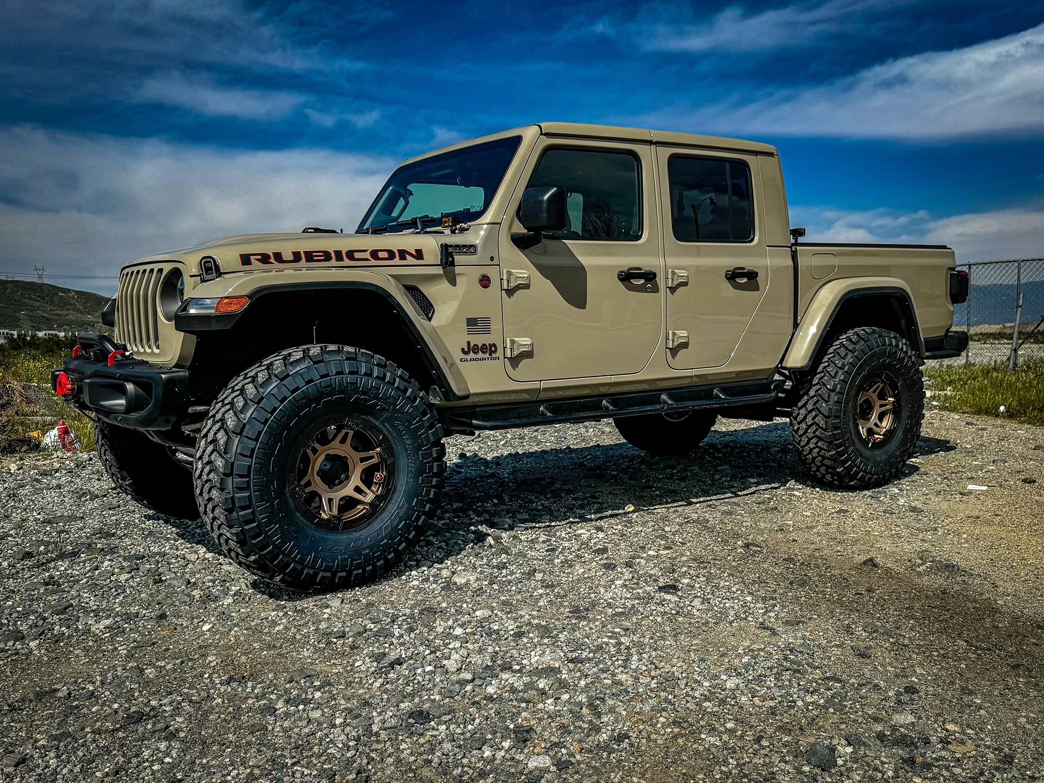 Jeep Gladiator Let's see your 40" Tires! IMG_2490