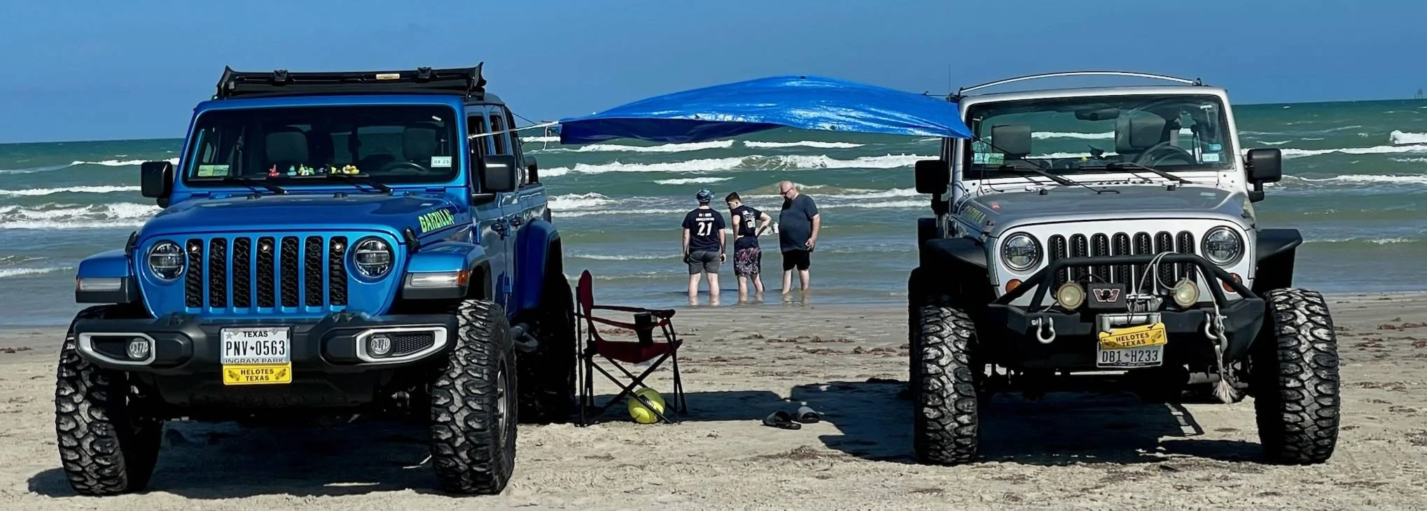 Jeep Gladiator Post Your Jeep "Fleet" Pics! 1000023125