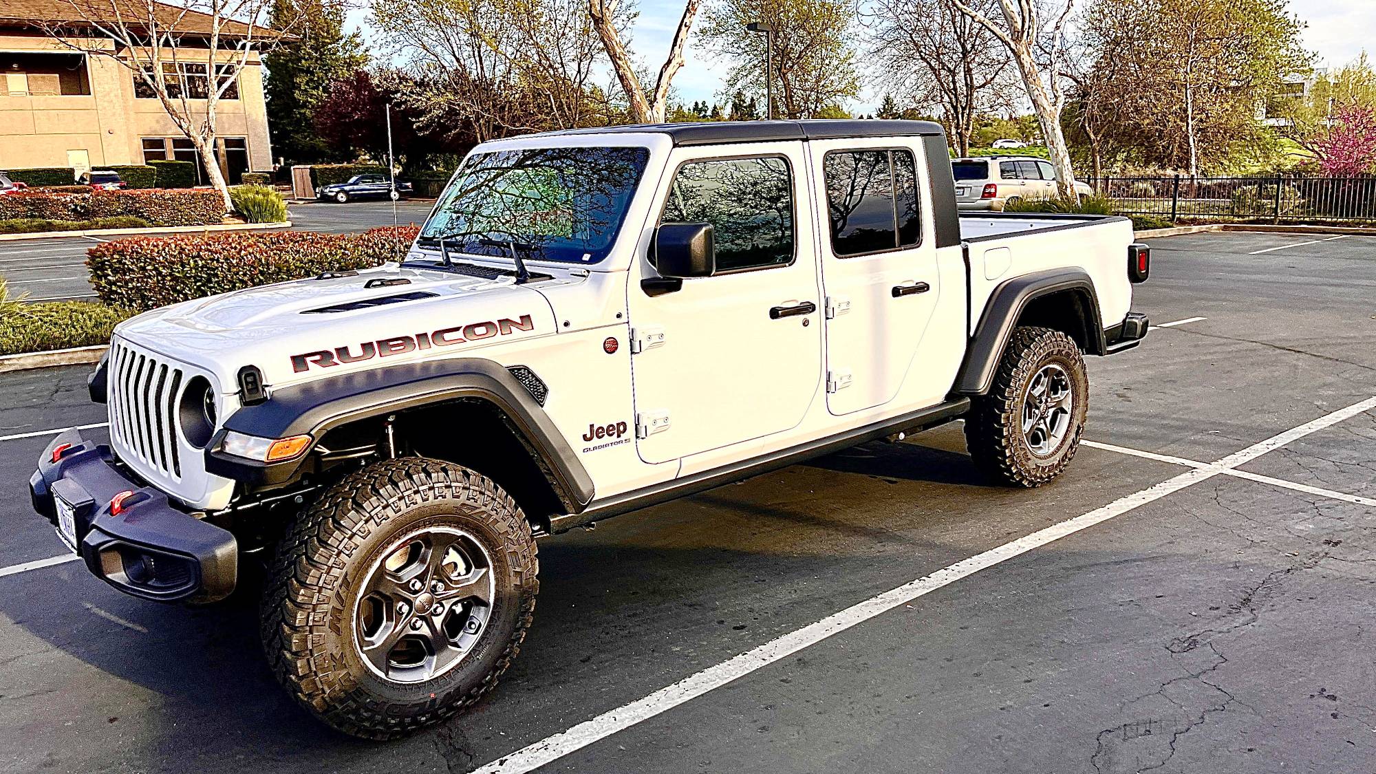 Jeep Gladiator Side Steps that can be welded or mounted on existing OEM rock rails (Rubicon here). forum