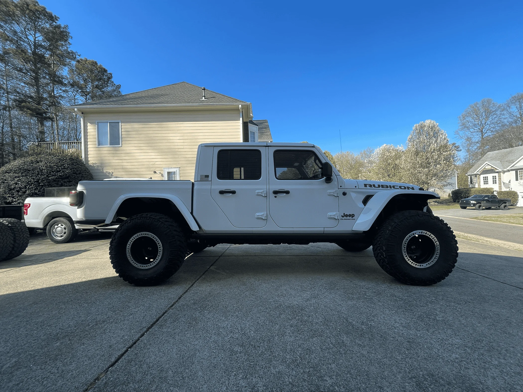 Jeep Gladiator Lets see all those Gladiators with lifts and bigger tires! tempImageXp3cF