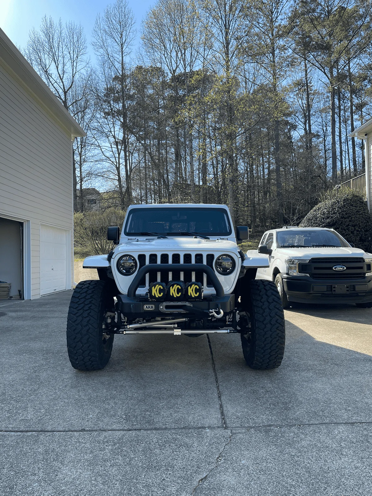Jeep Gladiator Lets see all those Gladiators with lifts and bigger tires! tempImagezW1urO