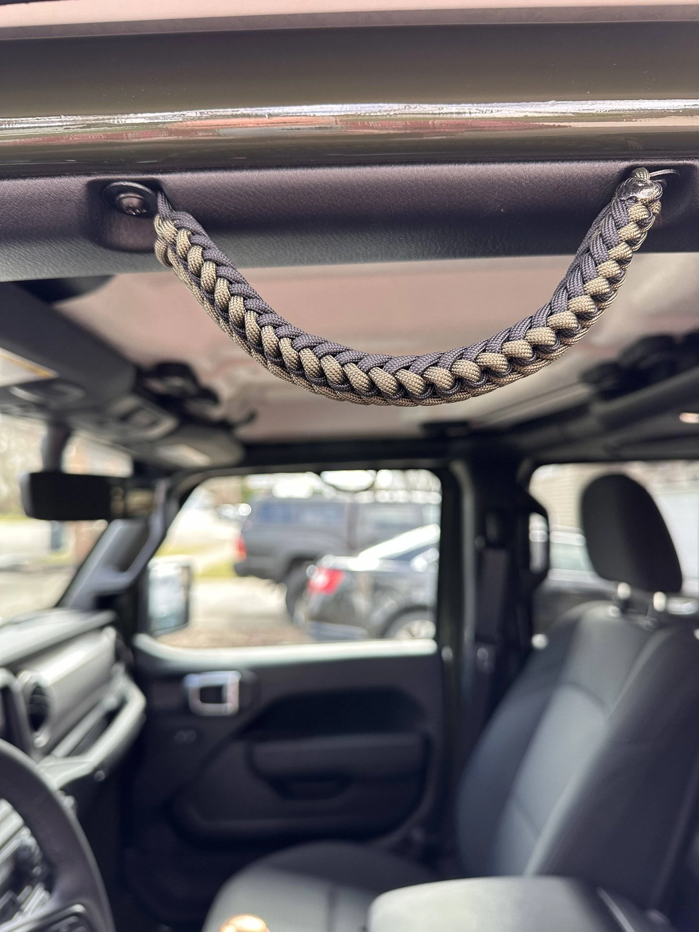 Jeep Gladiator Shoutout to Preston at DarkSideDesign for the grab handles IMG_1218