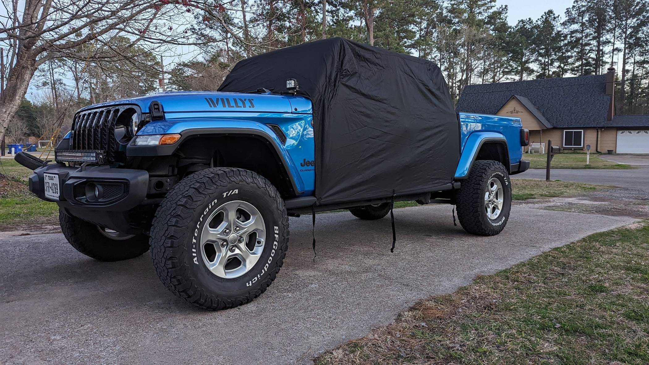 Jeep Gladiator Update on switching from M/T to an A/T results (Toyo Open Country III A/T -- 265/70/17) PXL_20240224_002132258