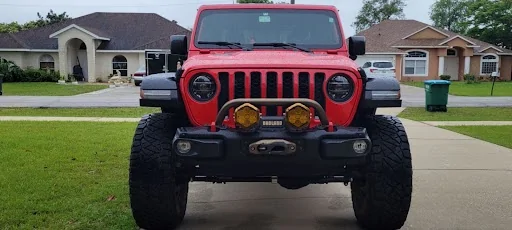 Jeep Gladiator Roadshock Edge 6 light unnamed