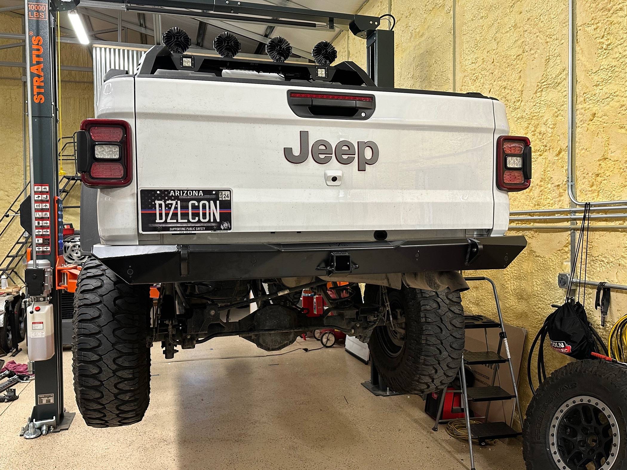 Jeep Gladiator Rear fender chop cover IMG_0321