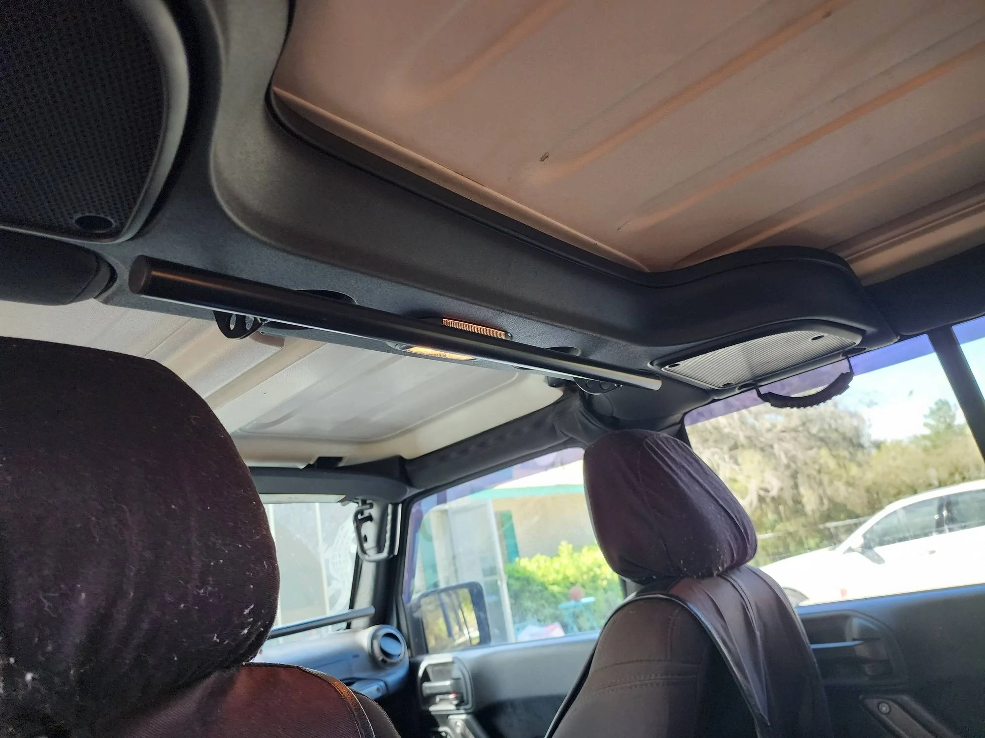 Jeep Gladiator Phone mount options, what is a solid MagSafe mount option? 20240304_133631