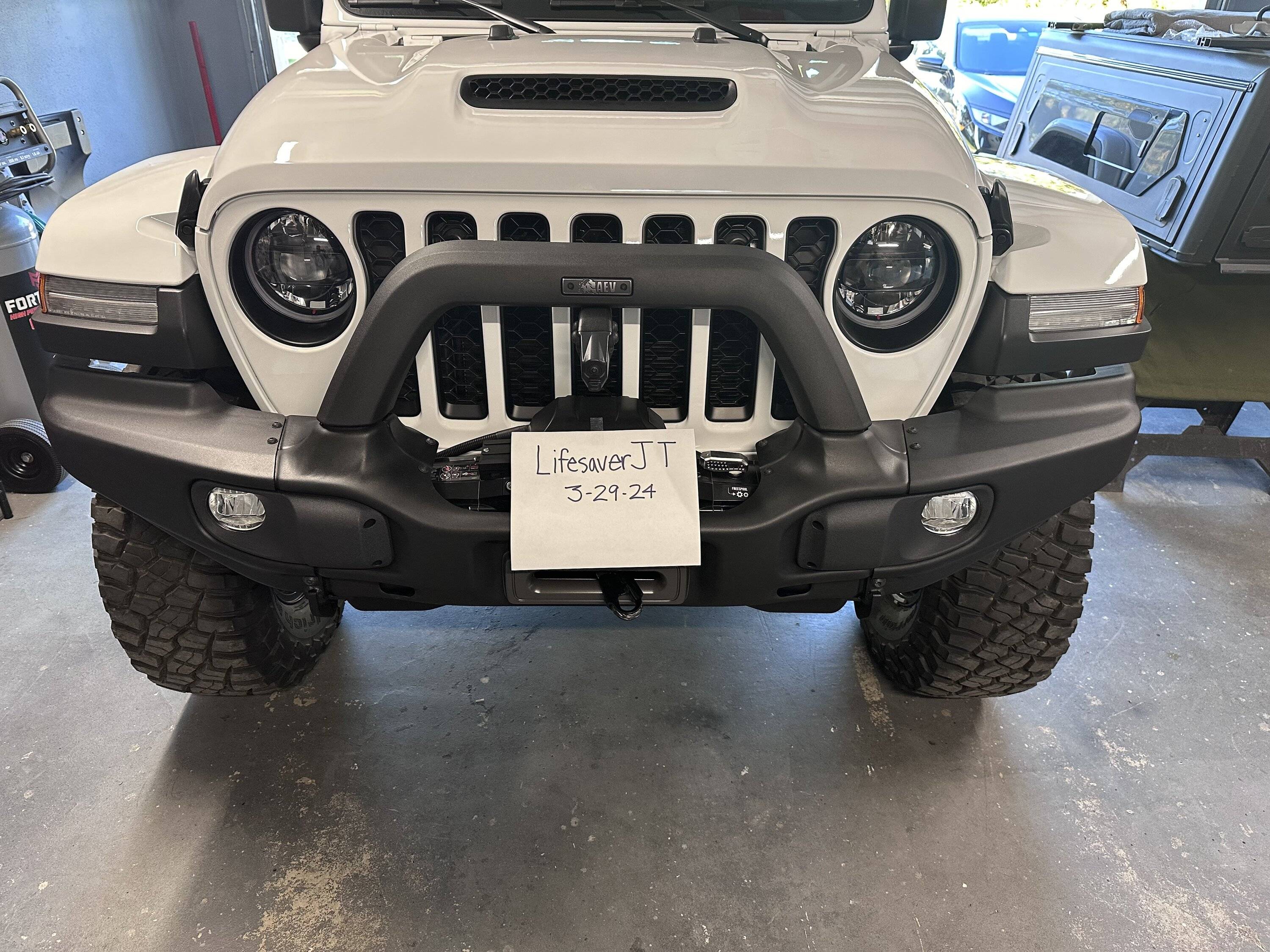Jeep Gladiator AEV EX high line bumper Gen2 IMG_3848