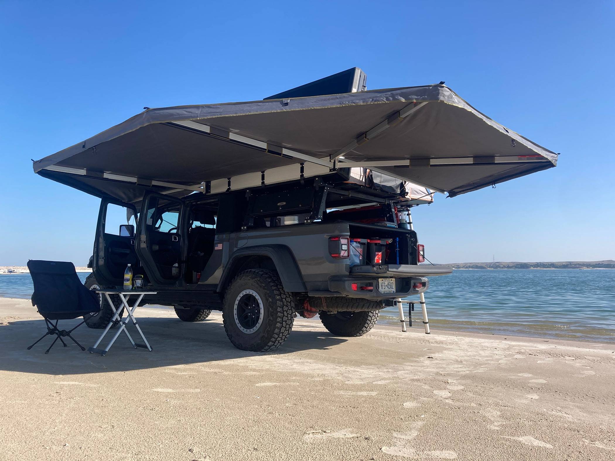 Jeep Gladiator Having it all - JTRD sun buggy, trail rig and overlander IMG_4433