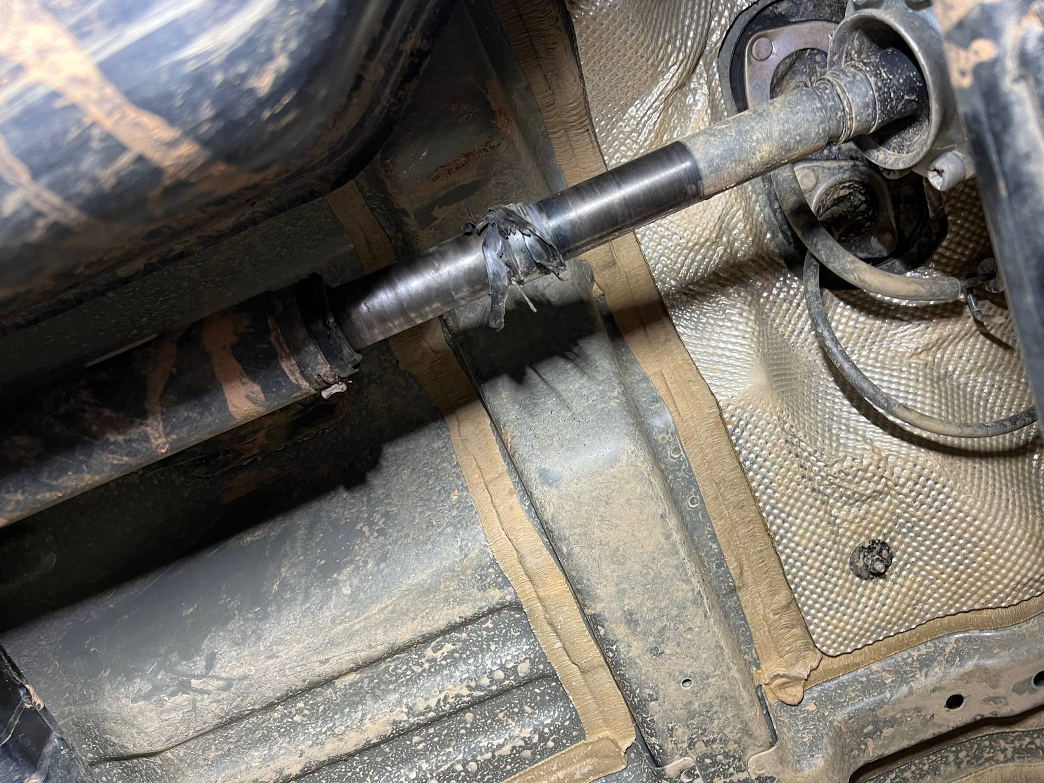 Jeep Gladiator Broke Boot Off Drive Shaft IMG_3462