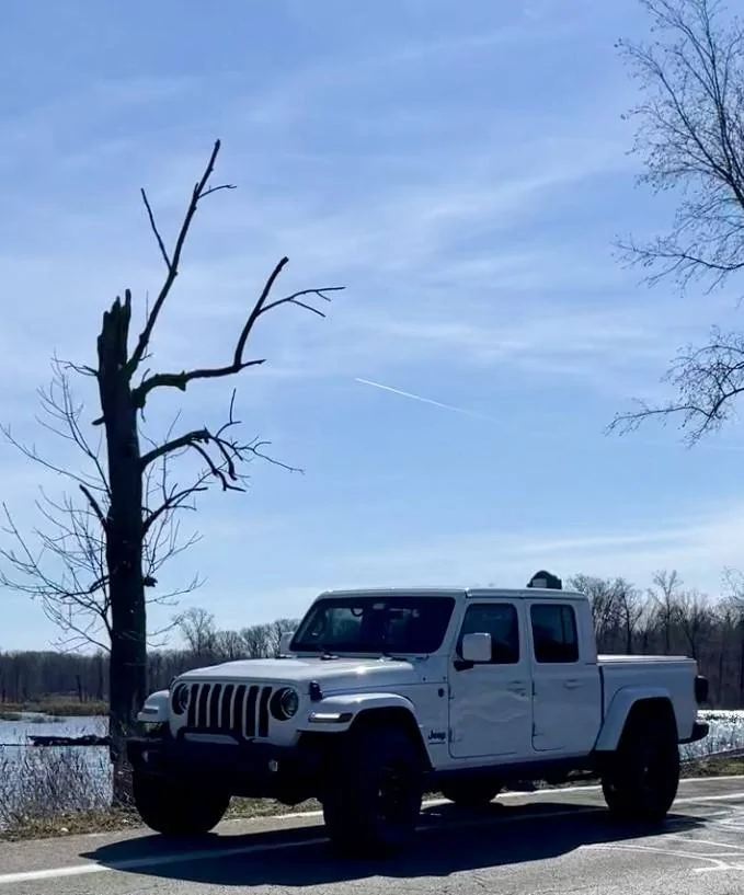 Jeep Gladiator 23 JT High Altitude - White IMG_0483