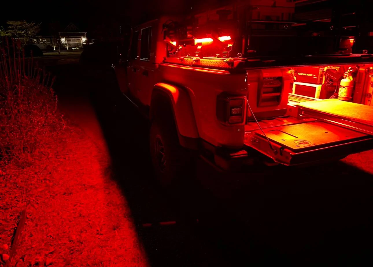 Jeep Gladiator Enhanced Bed Lighting Project IMG_3541