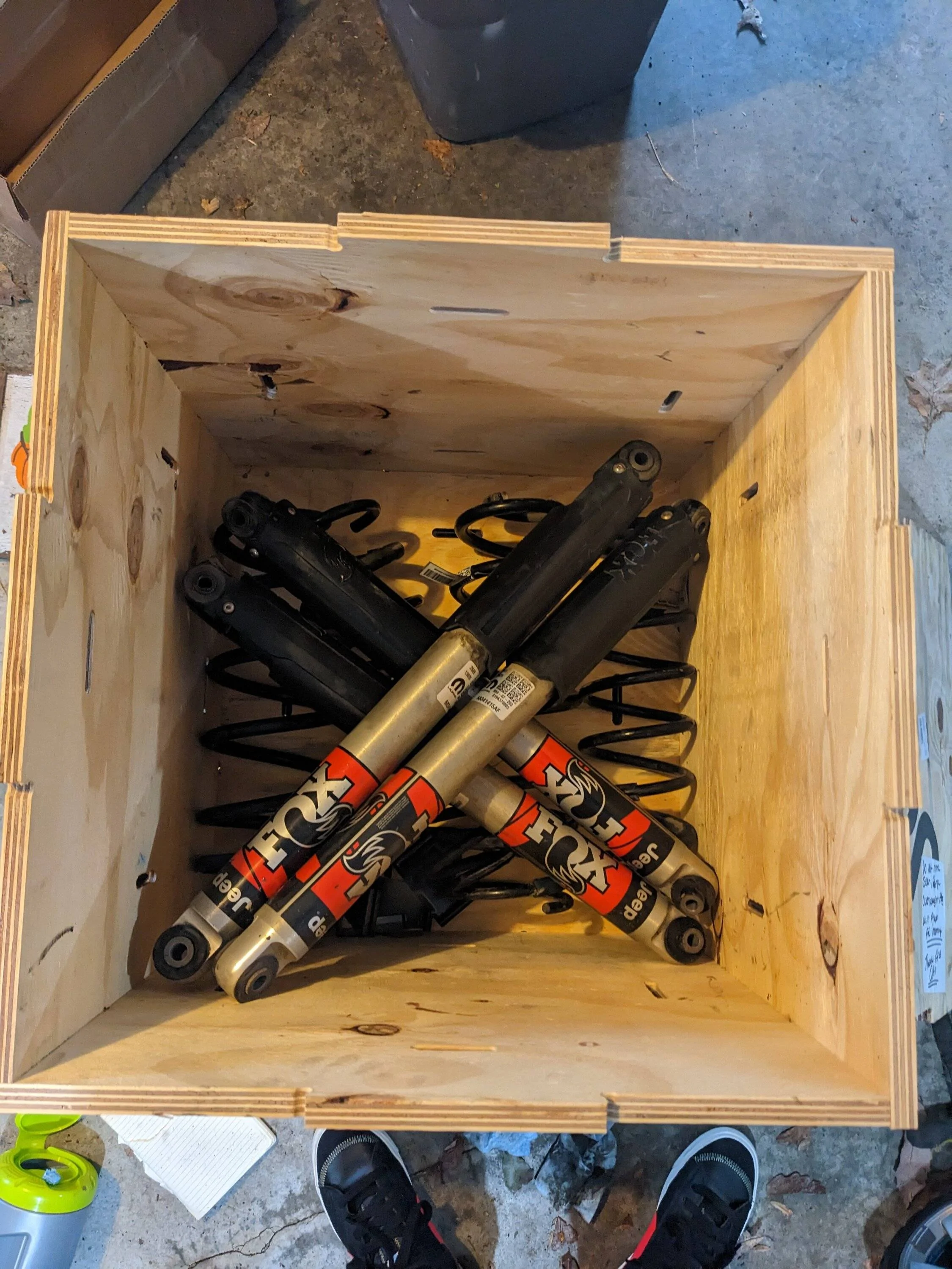 Jeep Gladiator Rubicon shocks and springs $100 PXL_20240401_174300295