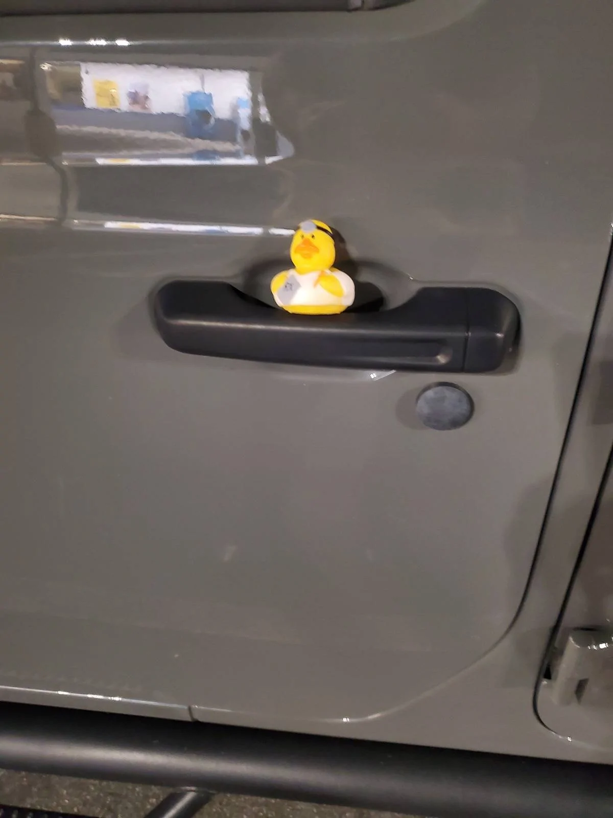 Jeep Gladiator Show me your DUCKS ! 20240303_225821