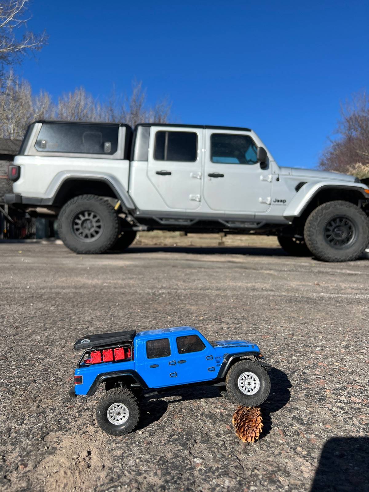 Jeep Gladiator Post Your Jeep "Fleet" Pics! IMG_3243
