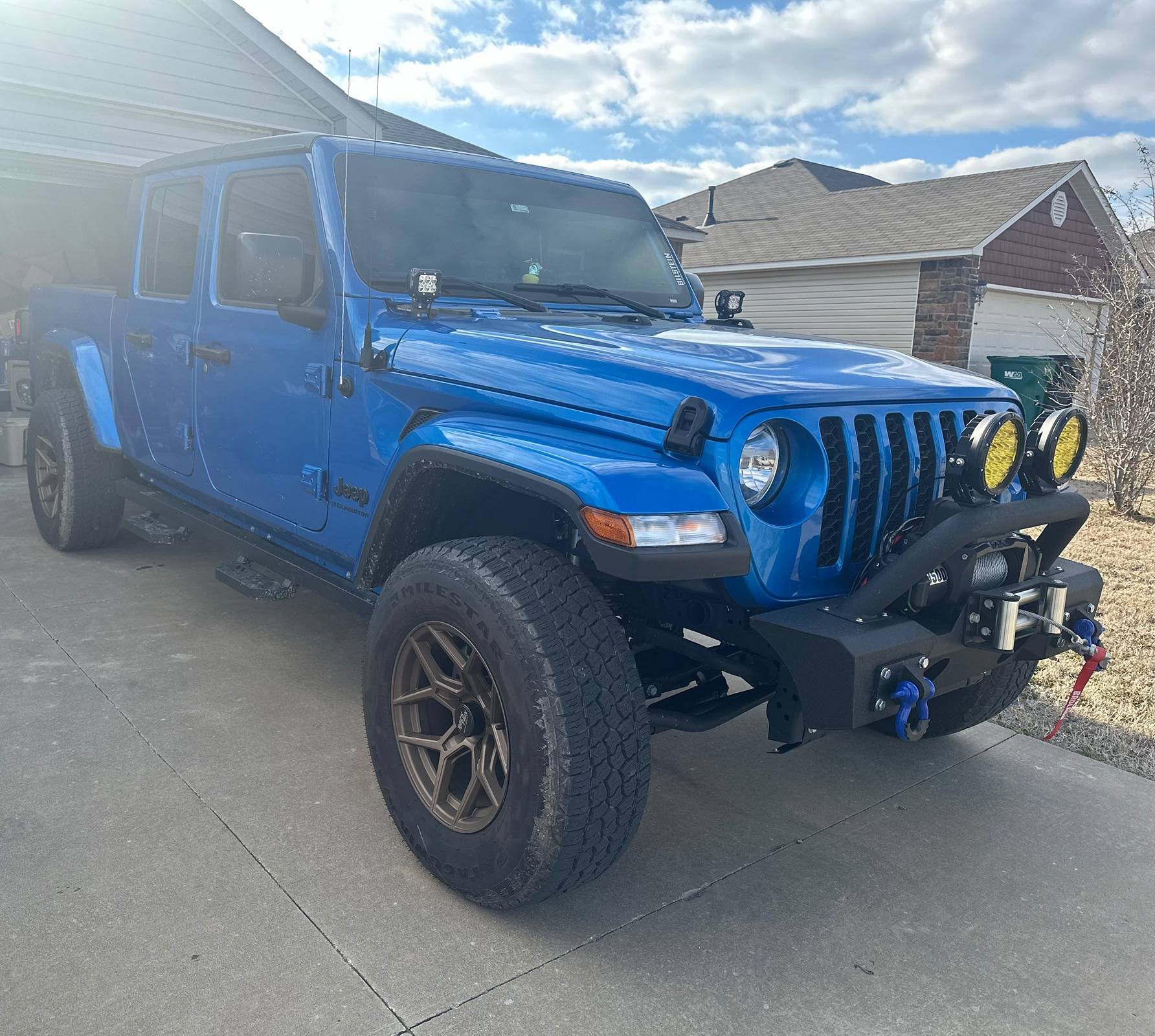 Jeep Gladiator 2023 Sport S bulid IMG_4306