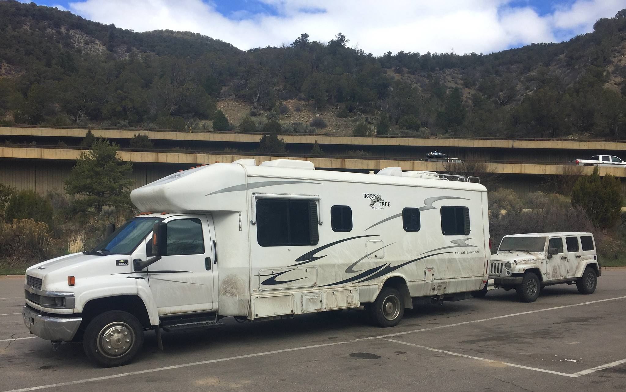 Jeep Gladiator Show us what camper / trailer / RV you're towing with your JT Born Free RQ JKU
