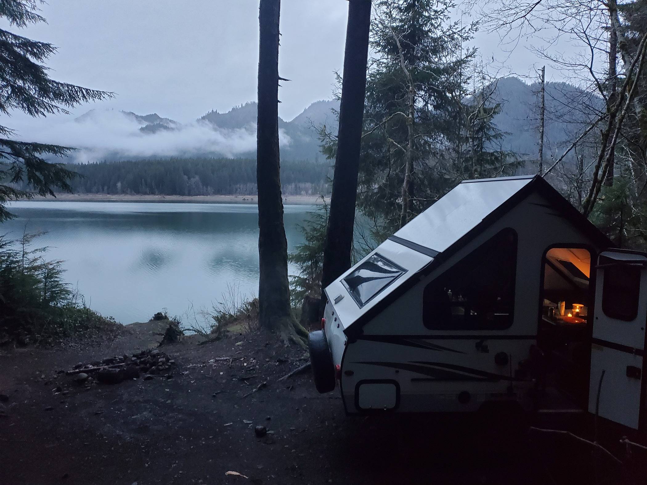 Jeep Gladiator Show us what camper / trailer / RV you're towing with your JT 20230208_173212