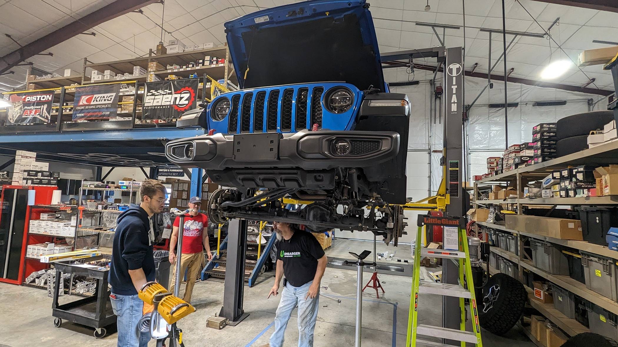 Jeep Gladiator Final Decision...Which Lift Kit...Buying This Weekend PXL_20240406_145819984.MP