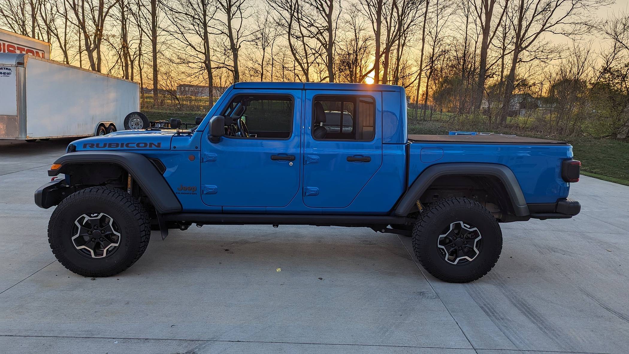Jeep Gladiator Hydro Blue Build has Begun! PXL_20240406_235709860.MP