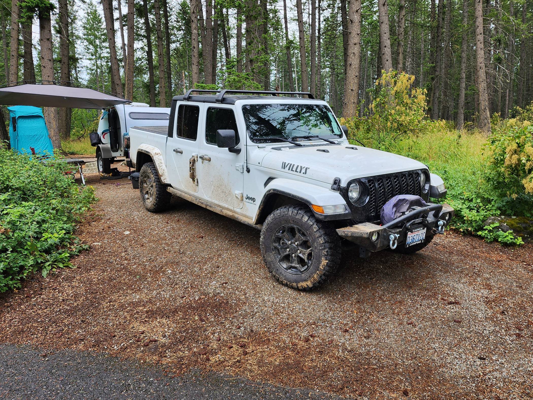 Jeep Gladiator Show us what camper / trailer / RV you're towing with your JT 1712500514848-0d