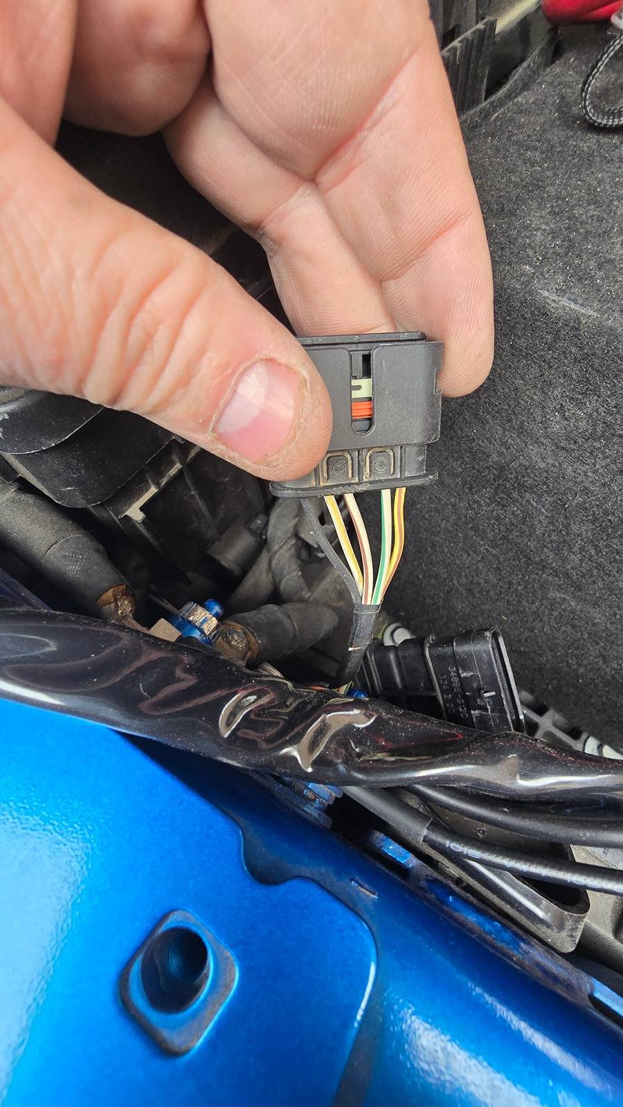 Jeep Gladiator Need park/turn wire colors for 2022 JT with LED lights 20240407_092205