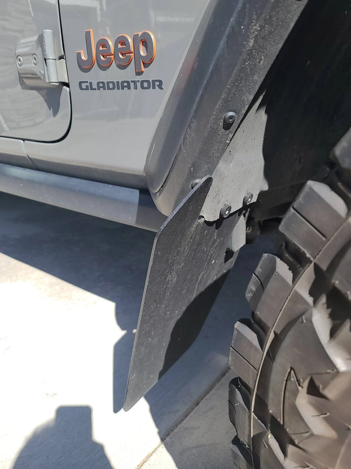 Jeep Gladiator Rokblokz on Max Tow; Installed 20240407_103253