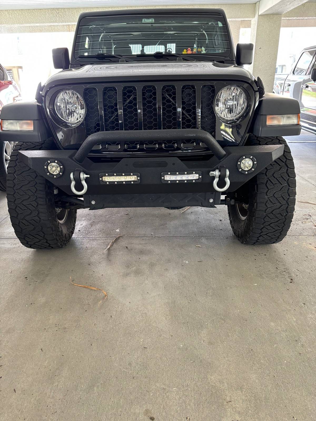 Jeep Gladiator Barricade Bumper LED Replacement IMG_0254